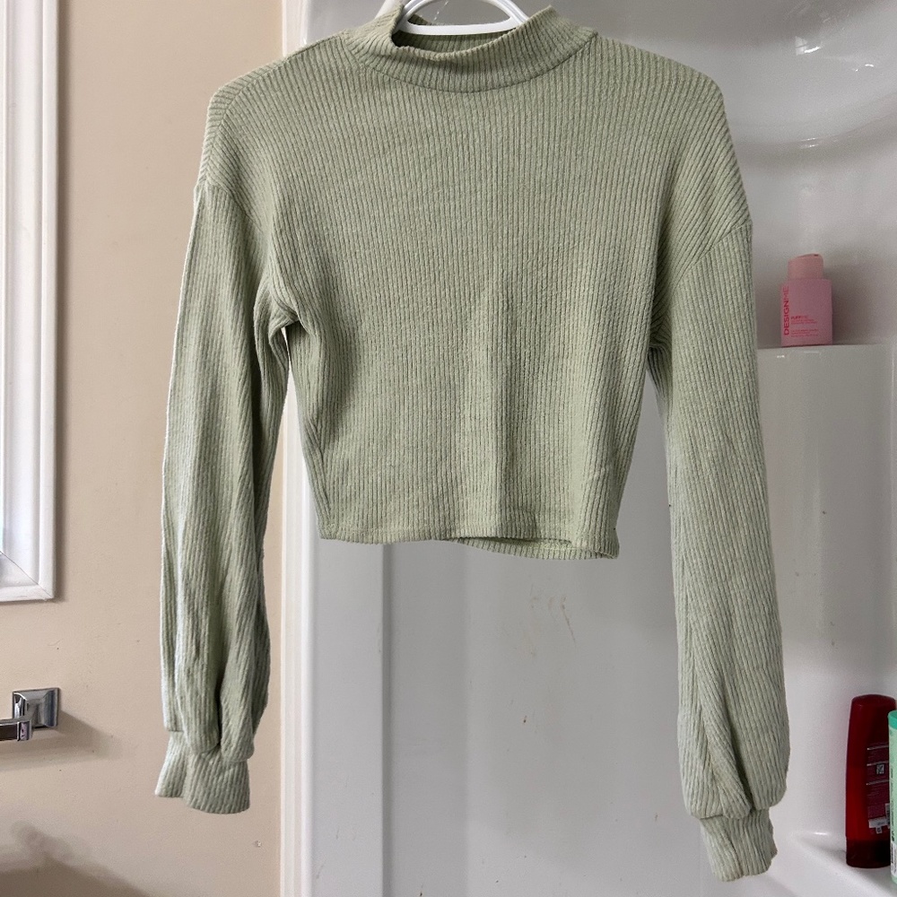 Cropped sweater